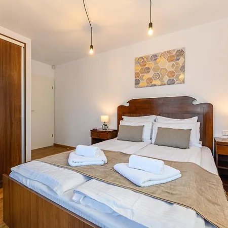 Sun Villas Accommodation Brasov Exterior photo
