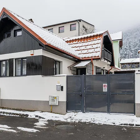 Sun Villas Accommodation Brasov Exterior photo